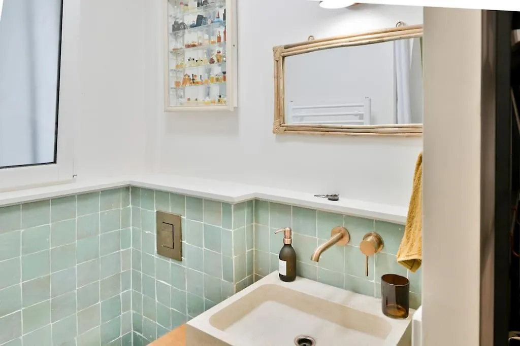 Studio Cache, Canal Saint-Martin Apartment Paris