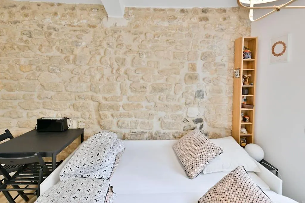 Studio Cache, Canal Saint-Martin Apartment Paris