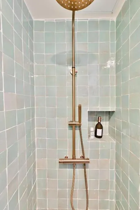 Studio Cache, Canal Saint-Martin Apartment Paris France