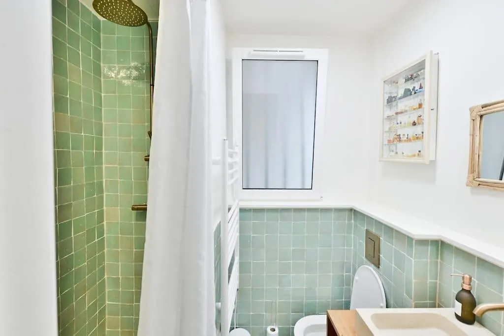 Studio Cache, Canal Saint-Martin Apartment Paris